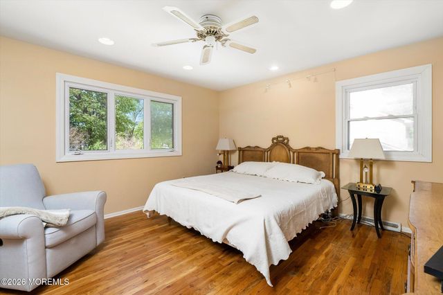88 Stratford Drive, Manalapan, NJ 07726