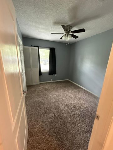 102 4th St, New Llano, LA 71446