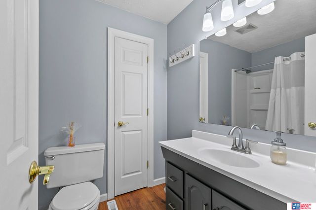 809 W Leon Street, Lincoln, NE 68521