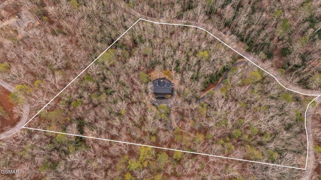 1903 Waters End Road, Walland, TN 37886