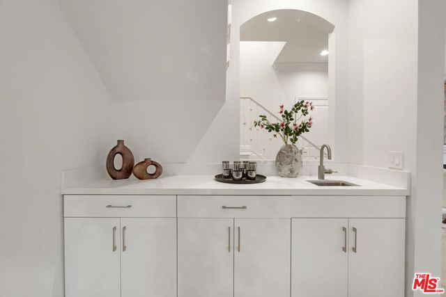 1032 3rd Street 101, Santa Monica, CA 90403