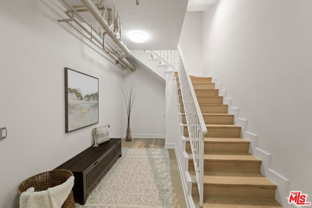 1032 3rd Street 101, Santa Monica, CA 90403