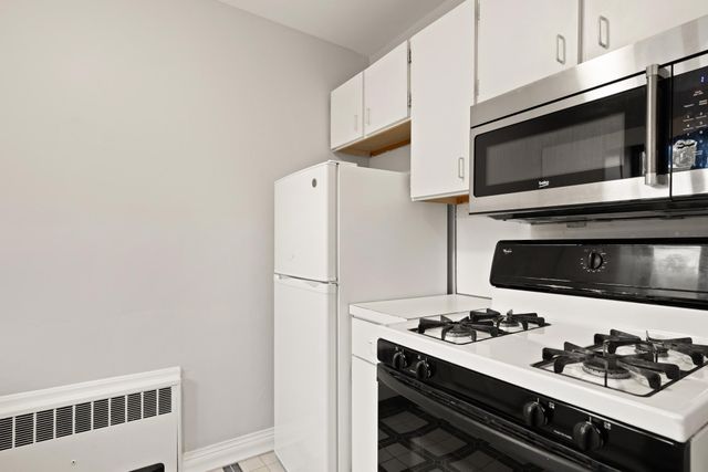 75 Strathmore Rd 6A, Boston, MA 02135