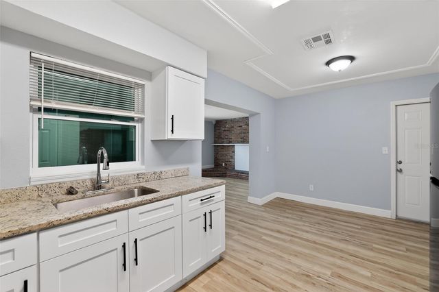 1904 E 115TH AVENUE, Tampa, FL 33612