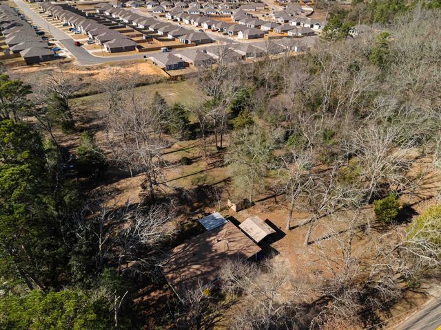 1009 DELIA DRIVE, Longview, TX 75601