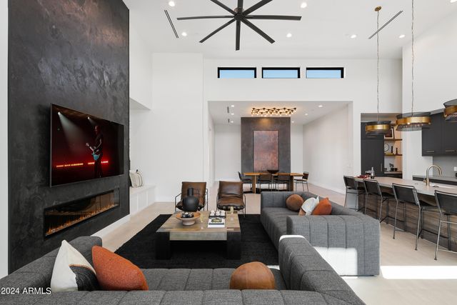 13601 N 88th Place, Scottsdale, AZ 85260