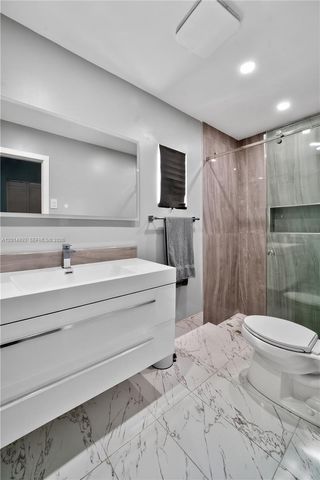 9341 SW 56th St, Cooper City, FL 33328