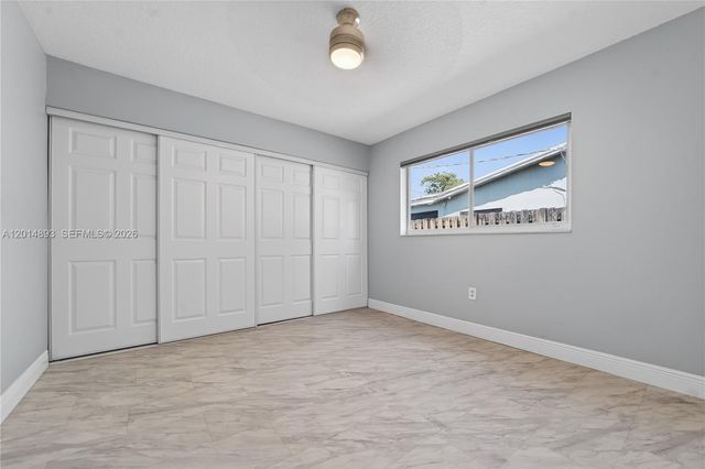 9341 SW 56th St, Cooper City, FL 33328