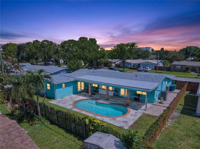 9341 SW 56th St, Cooper City, FL 33328
