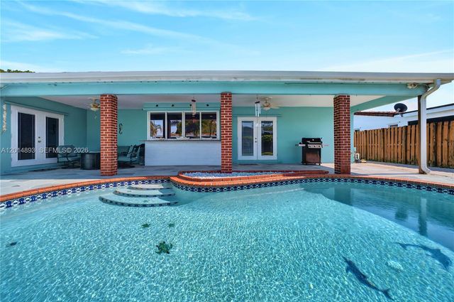 9341 SW 56th St, Cooper City, FL 33328
