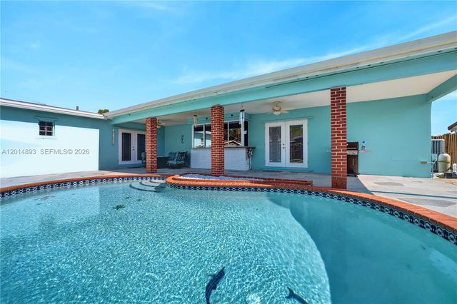 9341 SW 56th St, Cooper City, FL 33328