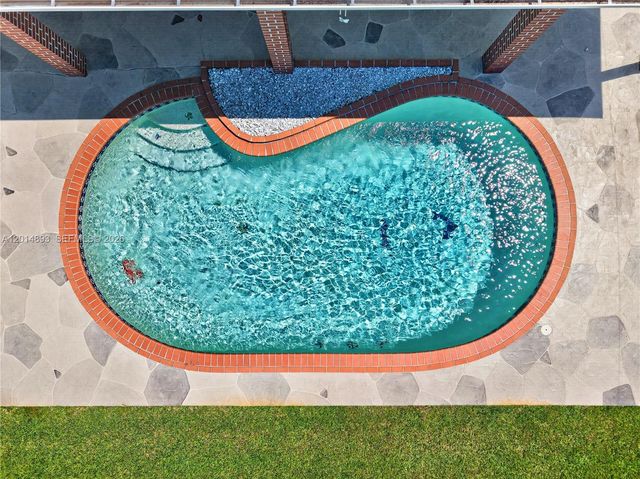 9341 SW 56th St, Cooper City, FL 33328