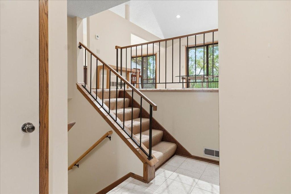 18321 Creeks Bend Drive, Minnetonka, MN 55345 — photo 3