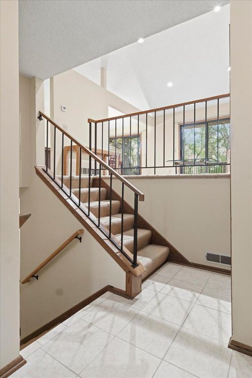 18321 Creeks Bend Drive, Minnetonka, MN 55345 — photo 4