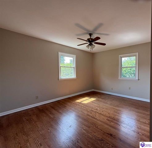 1014 Pawnee Drive, Elizabethtown, KY 42701