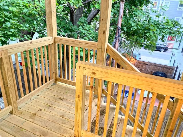 130 W 8th St 3, Boston, MA 02127