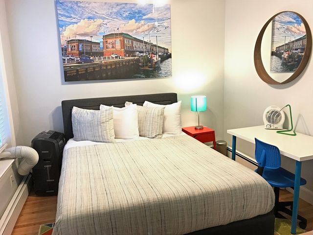 130 W 8th St 3, Boston, MA 02127