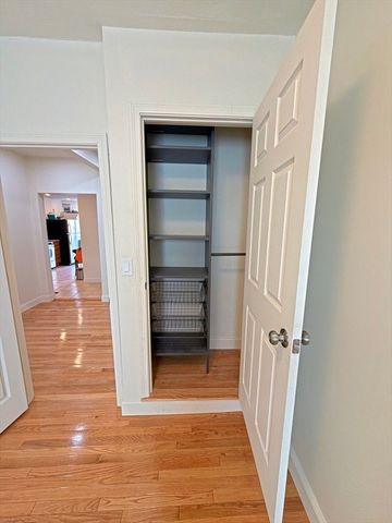 130 W 8th St 3, Boston, MA 02127