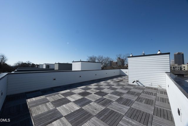 221 Woodsborough Place, Raleigh, NC 27601