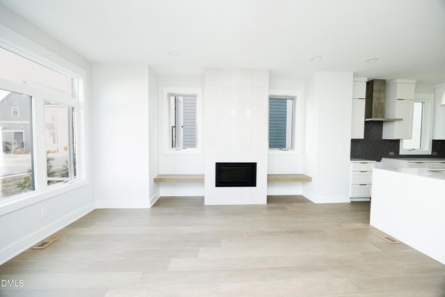 221 Woodsborough Place, Raleigh, NC 27601