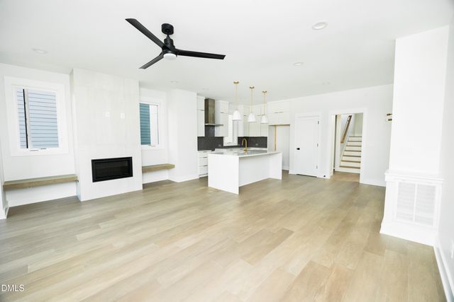 221 Woodsborough Place, Raleigh, NC 27601