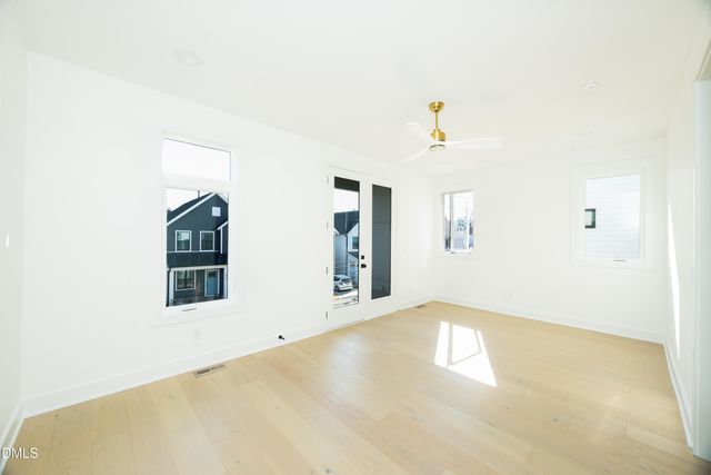 221 Woodsborough Place, Raleigh, NC 27601