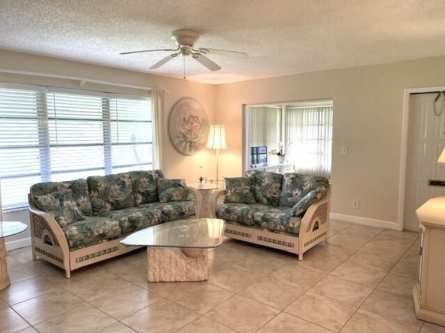 1152 Circle Drive D, Delray Beach, FL 33445