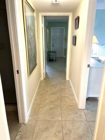 1152 Circle Drive D, Delray Beach, FL 33445
