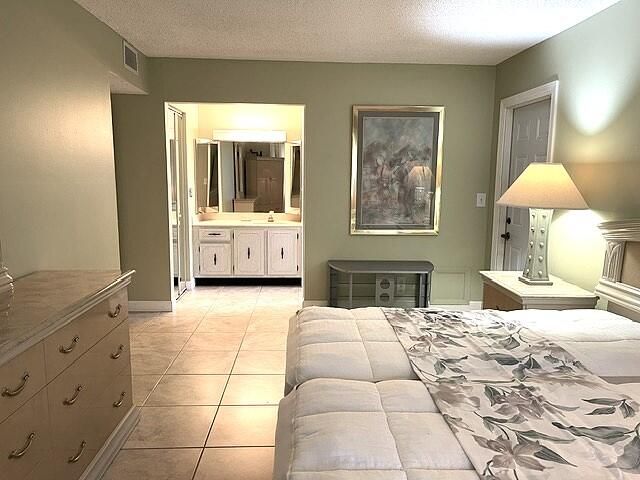 1152 Circle Drive D, Delray Beach, FL 33445