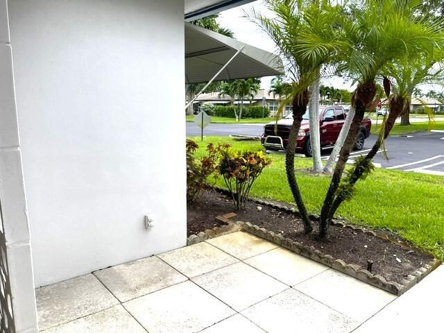 1152 Circle Drive D, Delray Beach, FL 33445