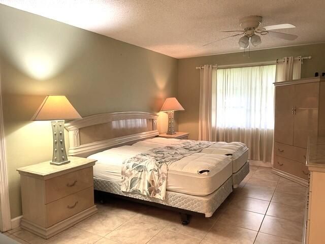 1152 Circle Drive D, Delray Beach, FL 33445