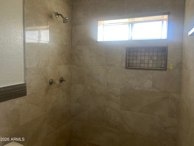 5501 W CAMPBELL Avenue, Phoenix, AZ 85031