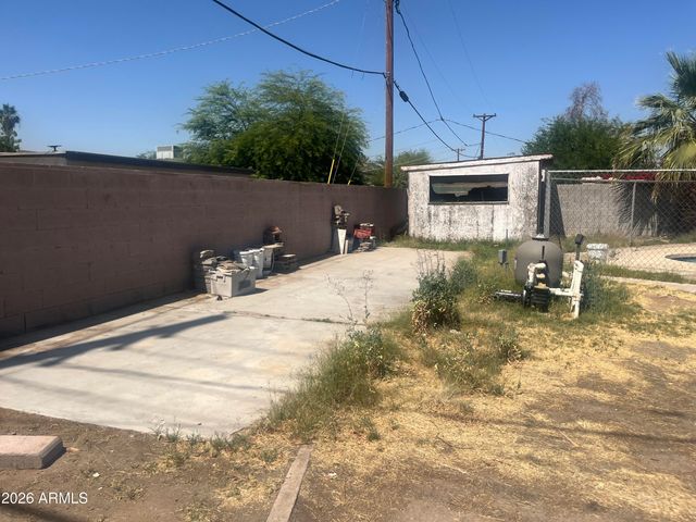 5501 W CAMPBELL Avenue, Phoenix, AZ 85031