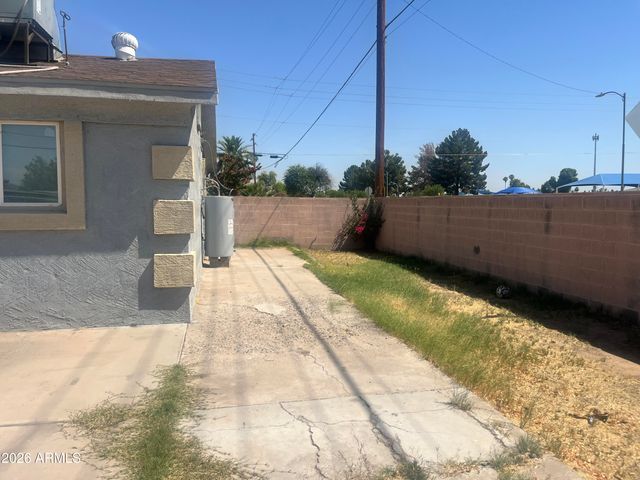 5501 W CAMPBELL Avenue, Phoenix, AZ 85031