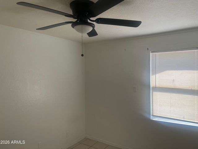 5501 W CAMPBELL Avenue, Phoenix, AZ 85031