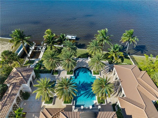 1240 Coconut DR, Fort Myers, FL 33901