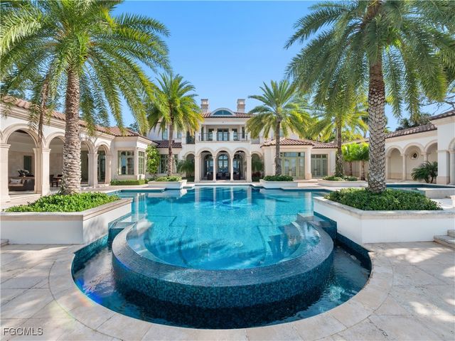 1240 Coconut DR, Fort Myers, FL 33901