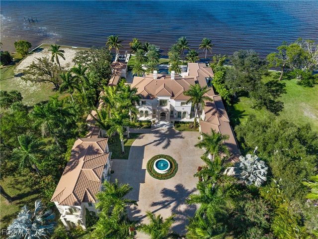 1240 Coconut DR, Fort Myers, FL 33901