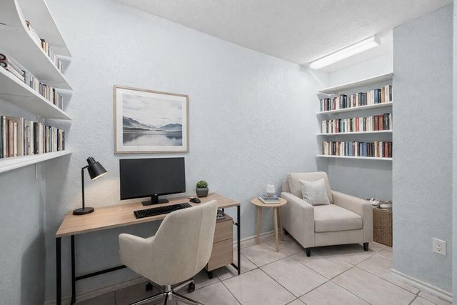 8405 Wilcrest Drive 2211, Houston, TX 77072