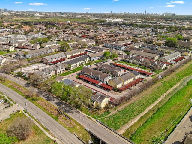 8405 Wilcrest Drive 2211, Houston, TX 77072