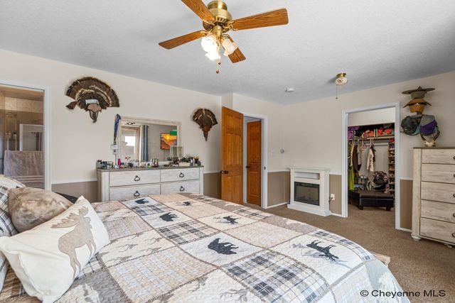 3158 BLUFF PL, Cheyenne, WY 82009