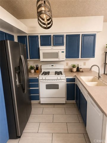 1058 Merced Street, Redlands, CA 92374