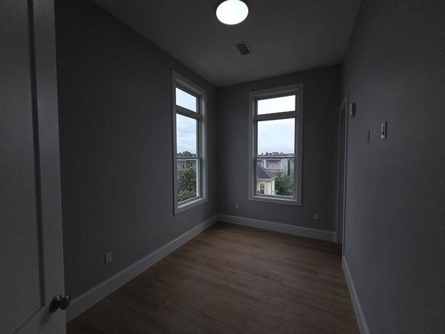 7 Thornley Street 3, Boston, MA 02125