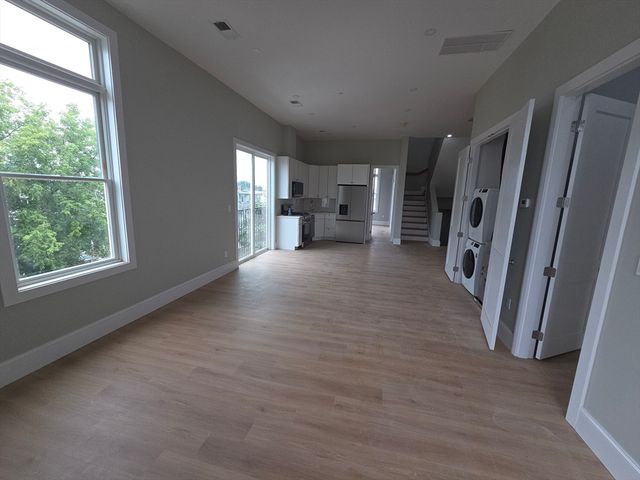7 Thornley Street 3, Boston, MA 02125