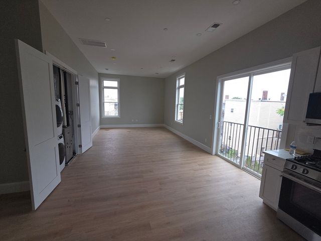 7 Thornley Street 3, Boston, MA 02125