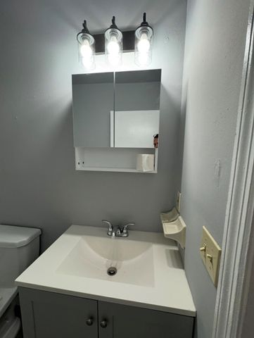 910 Wagner Place 3, Fort Pierce, FL 34982