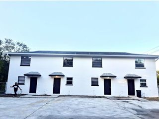 910 Wagner Place 3, Fort Pierce, FL 34982