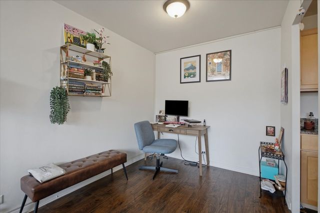 3950 N Lake Shore Drive 2103A, Chicago, IL 60613