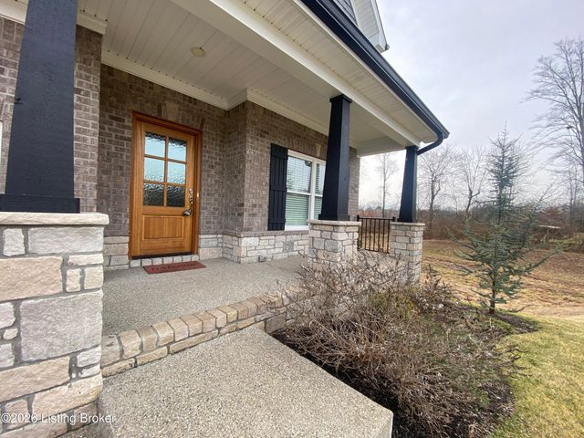 7515 Pavilion Park Rd, Louisville, KY 40214