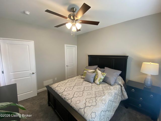 7515 Pavilion Park Rd, Louisville, KY 40214